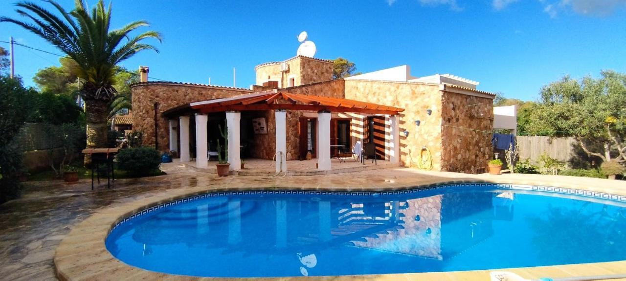 Villa Sanchez In Strandnahe Mit Pool, Jacuzzi, Klima, Wifi, Gas Bbq ซานตานยี ภายนอก รูปภาพ