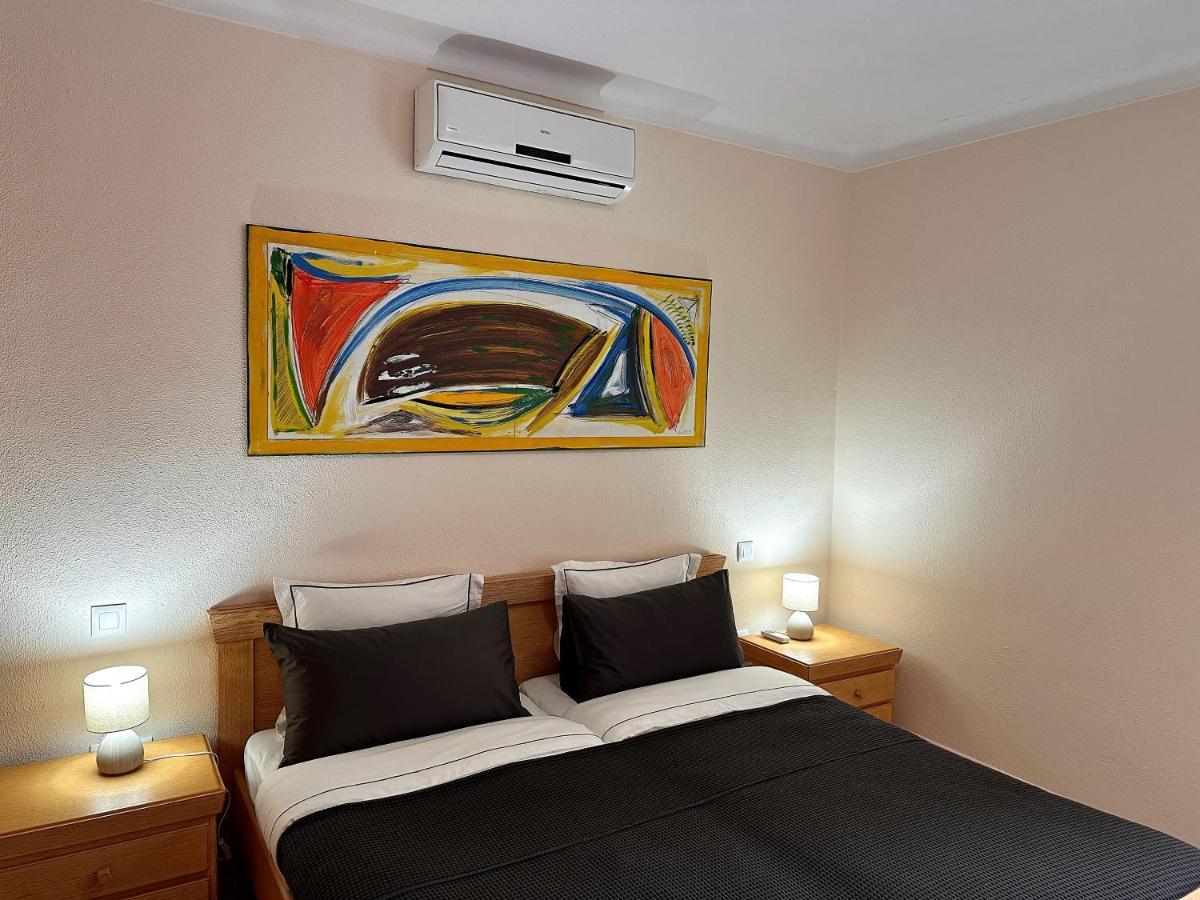 Villa Sanchez In Strandnahe Mit Pool, Jacuzzi, Klima, Wifi, Gas Bbq ซานตานยี ภายนอก รูปภาพ