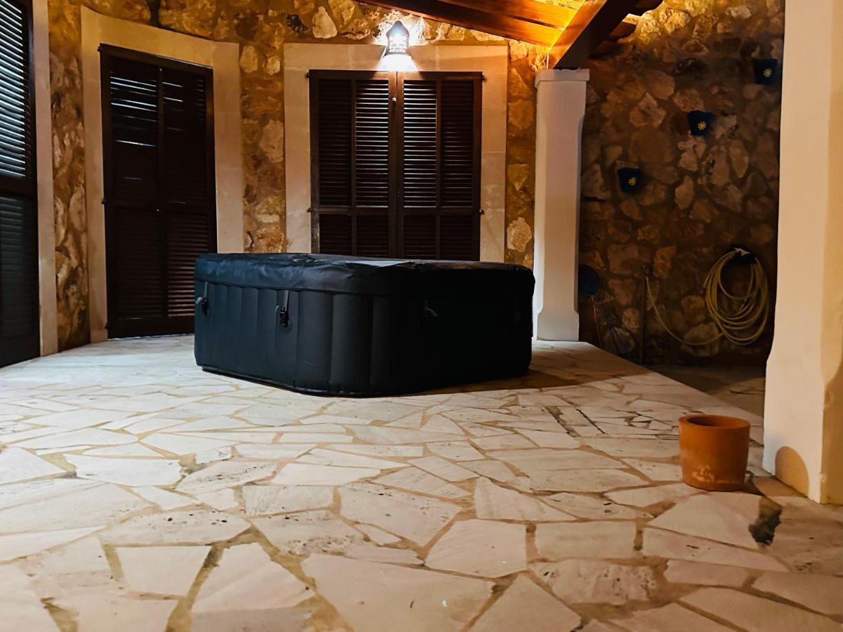 Villa Sanchez In Strandnahe Mit Pool, Jacuzzi, Klima, Wifi, Gas Bbq ซานตานยี ภายนอก รูปภาพ